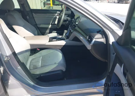 2019 Honda Accord Lx z USA, uszkodzony, nr VIN 1HGCV1F14KA043243